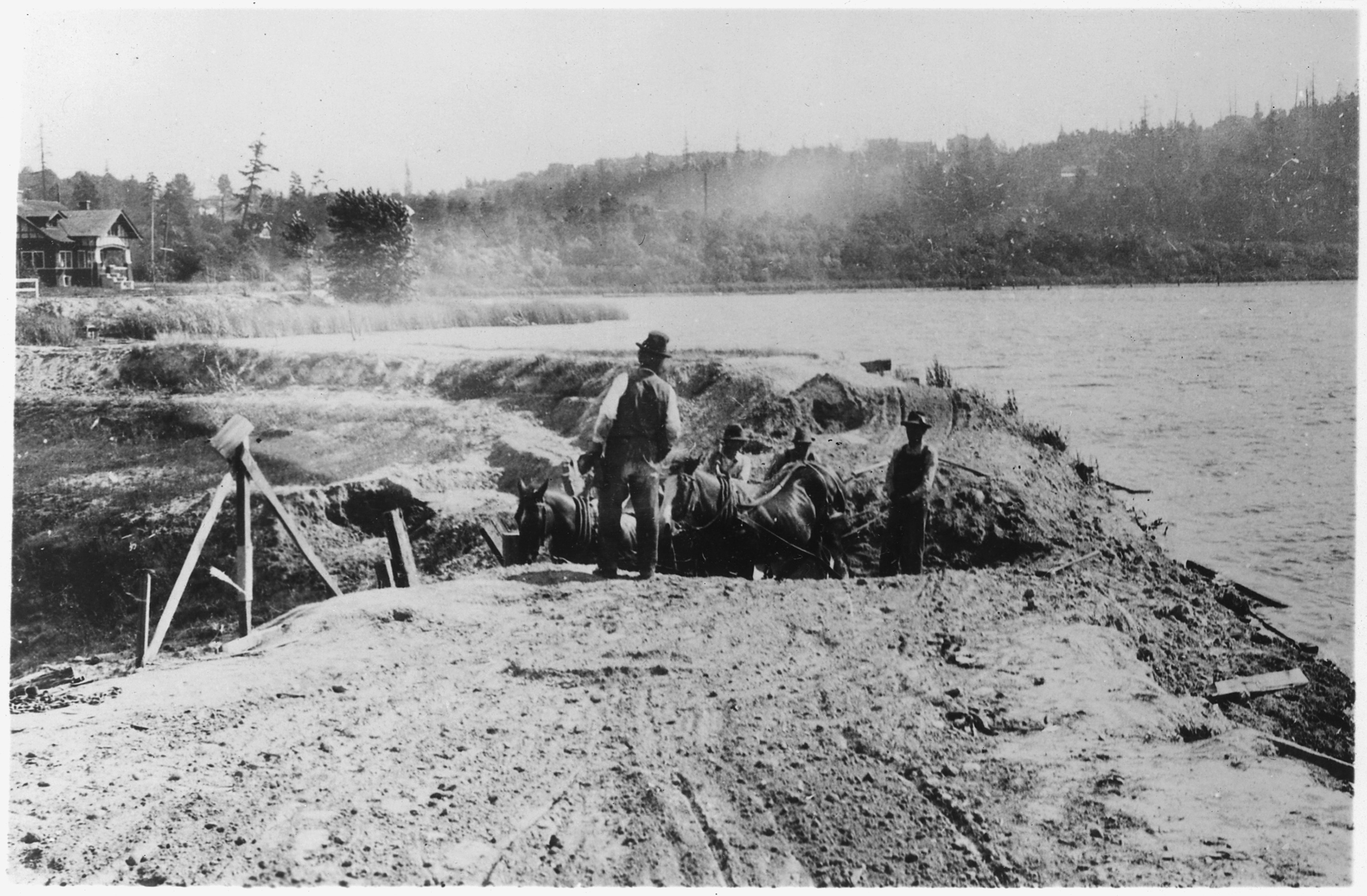 Lake Washington Ship Canal