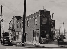Thompson Building